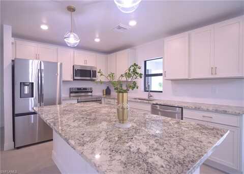 1711 Irving, LEHIGH ACRES, FL 33972