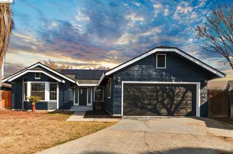 2012 Stanford Ct, Los Banos, CA 93635