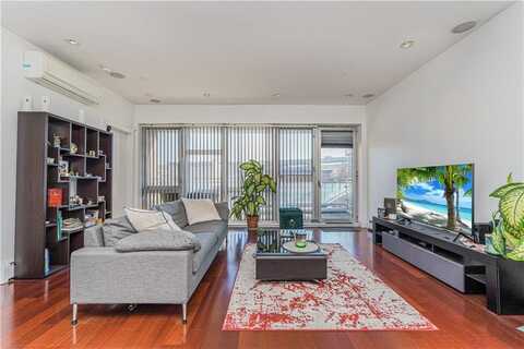 10002 4th Avenue, Brooklyn, NY 11209