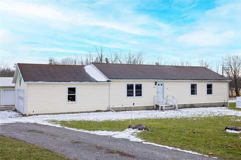 9457 Warsaw Road, Le Roy, NY 14482