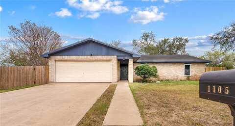 1105 Ross Street, George West, TX 78022