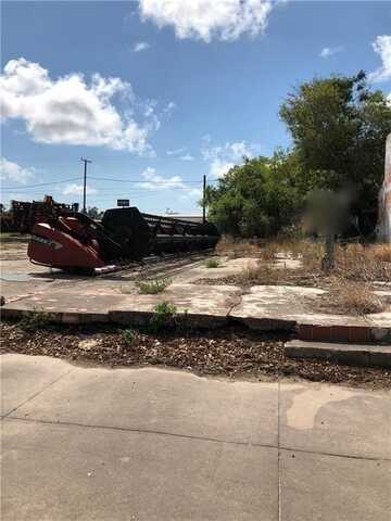 Green Avenue, Taft, TX 78390