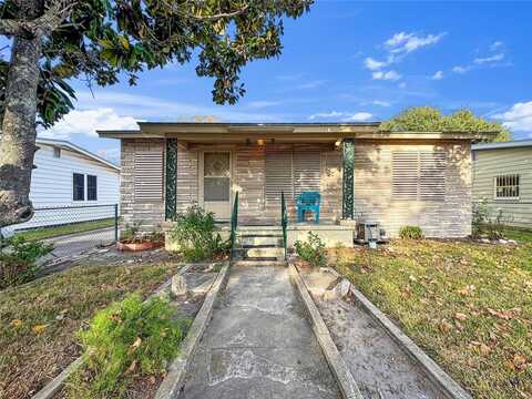 3434 Kay Street, Corpus Christi, TX 78411
