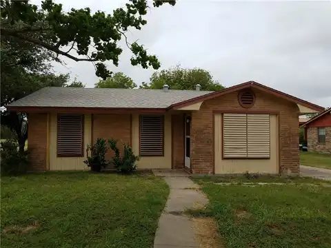 501 N Gregory Avenue, Gregory, TX 78359