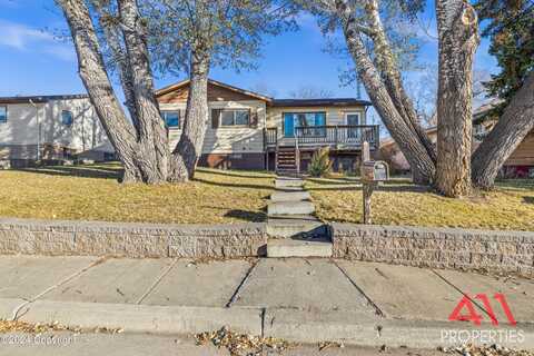 1009 S Richards Ave -, Gillette, WY 82716