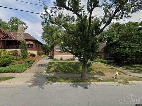 2942 Woodrow Avenue, Cincinnati, OH 45211