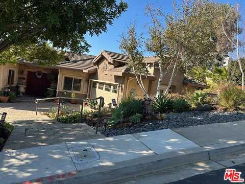 540 Glade Dr, Santa Paula, CA 93060