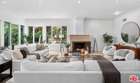 9580 Shirley Ln, Beverly Hills, CA 90210