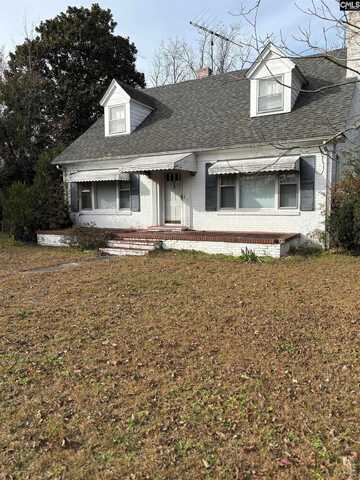 209 E Columbia Avenue, Batesburg, SC 29070