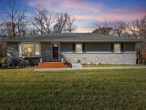 1453 Hickory Hollow Road NE, Solon, IA 52333