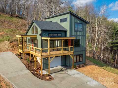 154 Aster Ridge Drive, Waynesville, NC 28786