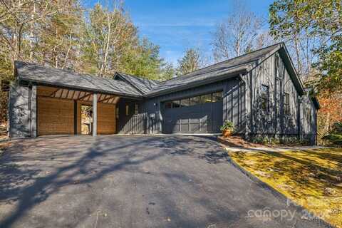 681 Dotsi Drive, Brevard, NC 28712