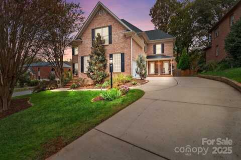 5303 Shasta Hill Court, Charlotte, NC 28211