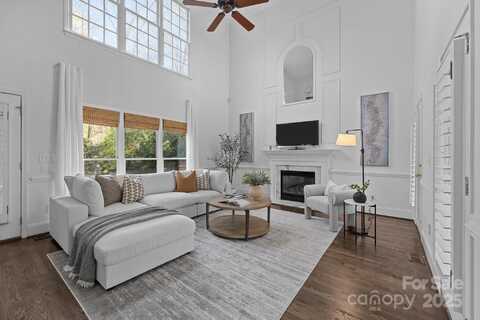 5303 Shasta Hill Court, Charlotte, NC 28211