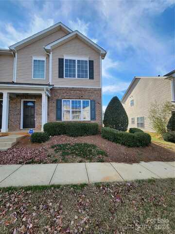 10457 Stokeshill Court, Pineville, NC 28134