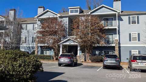 400 Vista Lake Drive, Candler, NC 28715