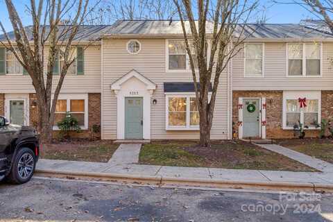 5212 Fair Wind Lane, Charlotte, NC 28212