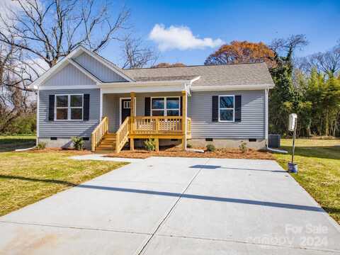 1327 Old Salisbury Road, Statesville, NC 28625