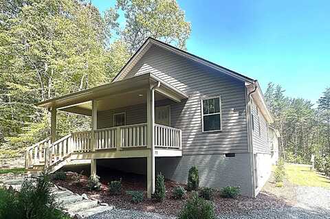 372 Genesis Circle, Black Mountain, NC 28730