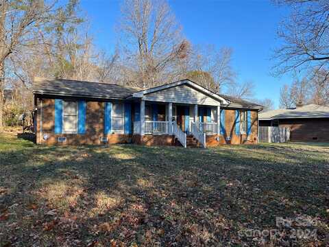 7008 Crossridge Road, Charlotte, NC 28214