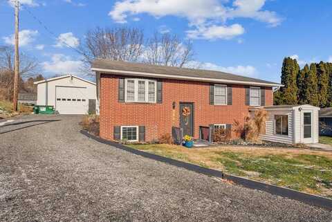 138 Pine Ave., Stoystown, PA 15563