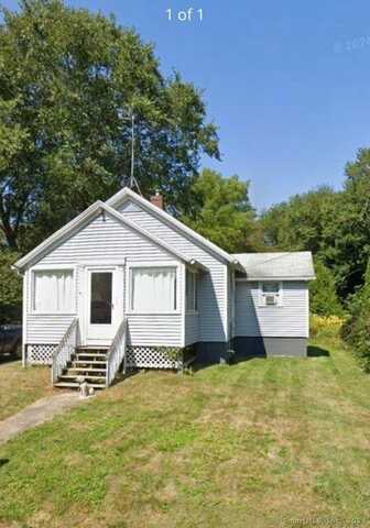 54 Village Street, Deep River, CT 06417