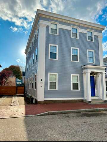 16 Starr Street, New London, CT 06320