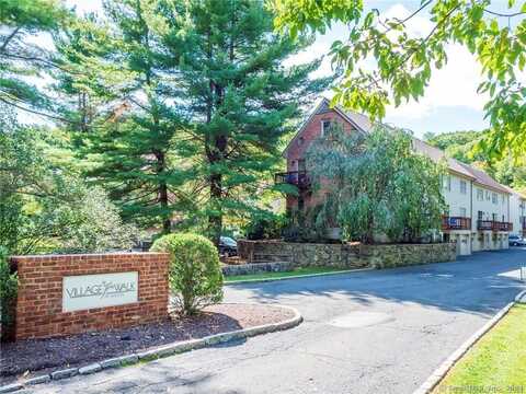 72 Village Walk, Wilton, CT 06897