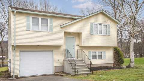 224 Cartpath Drive, Meriden, CT 06450