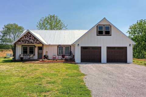 2694 E Grove Road, Gleason, TN 38229