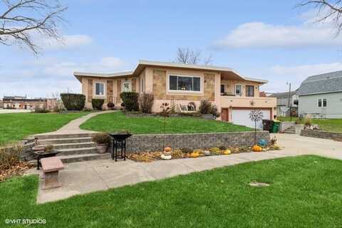 223 S 1st Avenue, Winterset, IA 50273