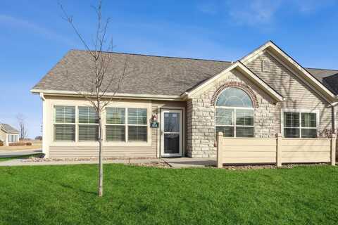 3305 SE Glenstone Drive, Grimes, IA 50111