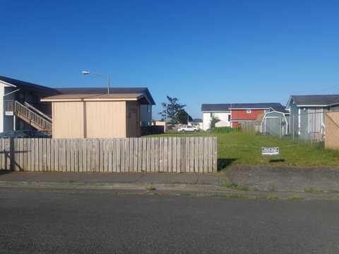 764 E, Crescent City, CA 95531