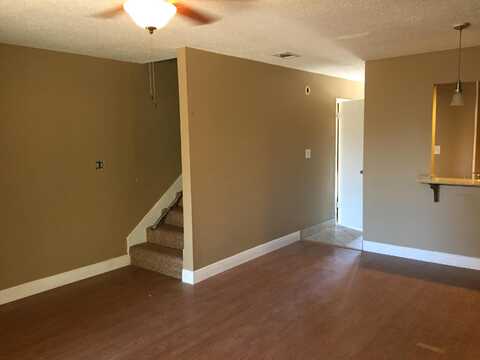 3 Deal Avenue, Fort Walton Beach, FL 32548