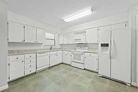 25 NW Wright Parkway, Fort Walton Beach, FL 32548