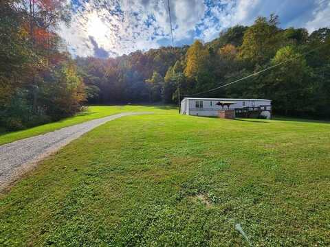 476 Click Branch, Martin, KY 41649