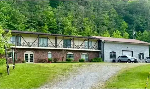 5050 KY Route 114, Prestonsburg, KY 41501