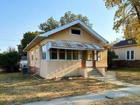 419 E Hghes St, Glendive, MT 59330