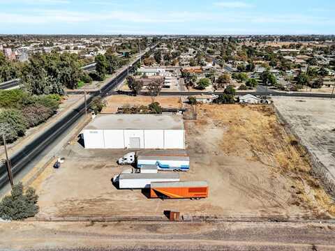 415 3rd W, Hanford, CA 93230
