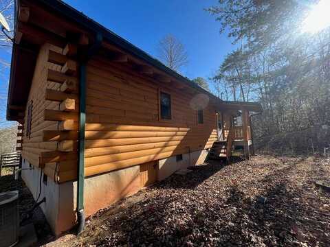 685 Possum Holler, Bryson City, NC 28713