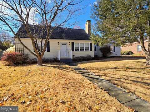 323 CLINTON AVENUE, WILLIAMSTOWN, NJ 08094