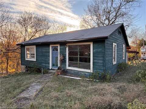 601 Sicard AVE, Arkoma, OK 74901