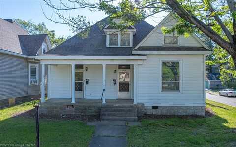 1023 S 17th ST, Fort Smith, AR 72901