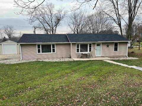 5163 N West Drive, Churubusco, IN 46723