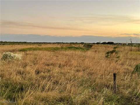 6455 3rd Road, Labelle, FL 33935