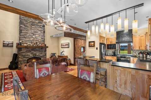 1036 Oak Park Drive, Bozeman, MT 59715