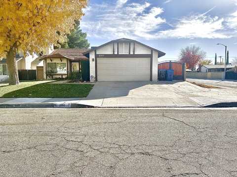 2160 W Avenue K-15, Lancaster, CA 93536