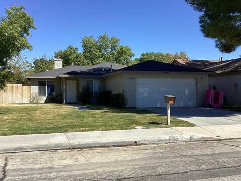 43130 Lemonwood Drive, Lancaster, CA 93536