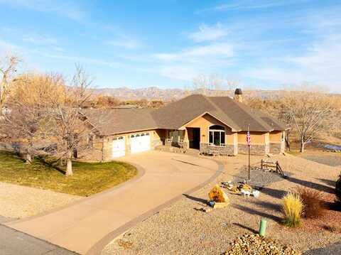 998 Kestrel Court, Grand Junction, CO 81505