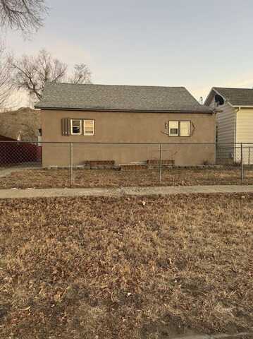 307 S Nowlan Ave, Glendive, MT 59330